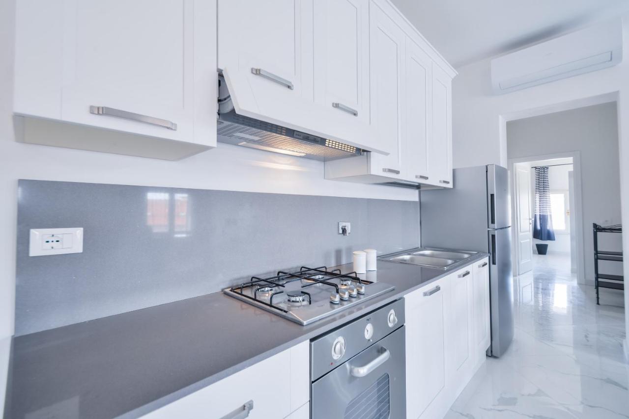 New Central Apartment & Rooms Монтекатини Терме Екстериор снимка