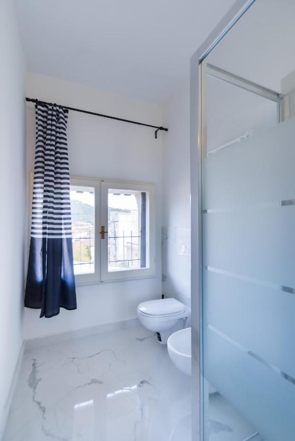 New Central Apartment & Rooms Монтекатини Терме Екстериор снимка