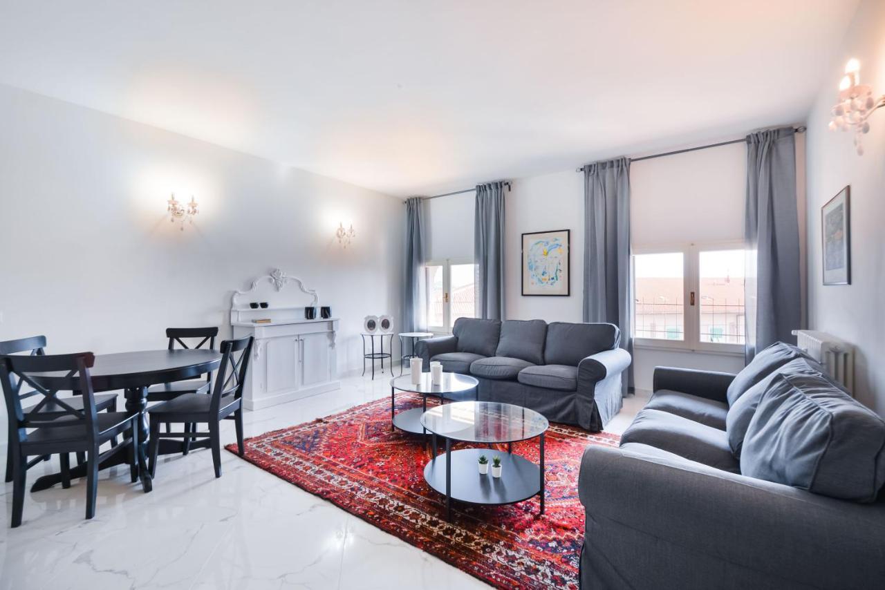 New Central Apartment & Rooms Монтекатини Терме Екстериор снимка
